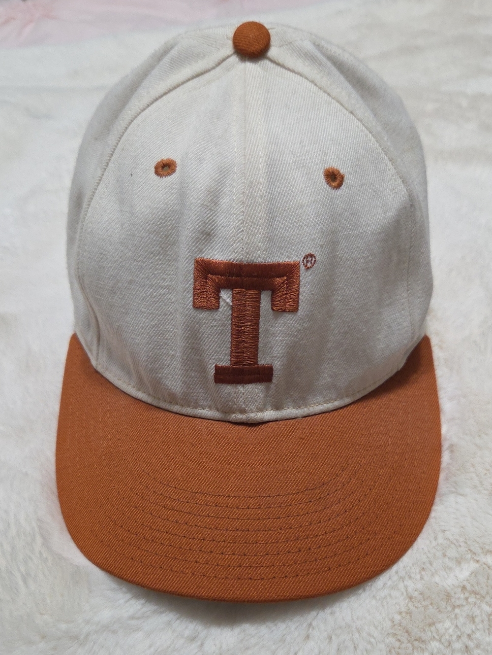Vintage Embroidered Texas Longhorns Two-Tone Baseball Cap - Cream & Rust